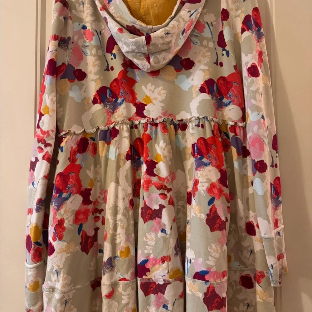 Evys Tree Floral Jacket Size L in EUC - Picture 3 of 6